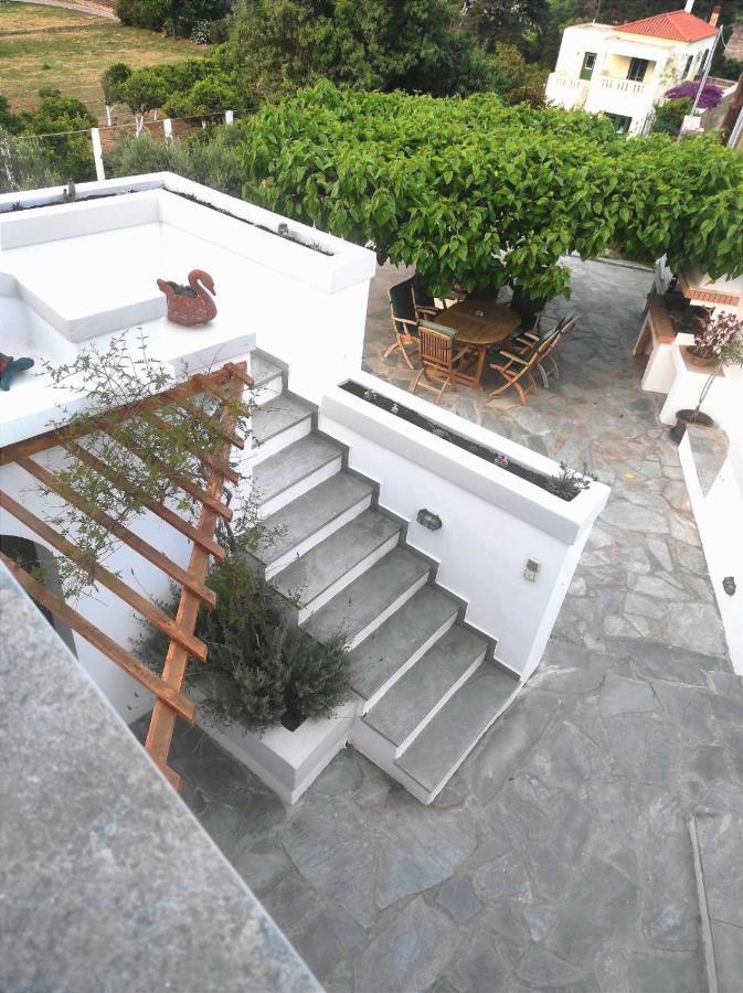 Stellinas Pretty House Andros Town Exterior foto